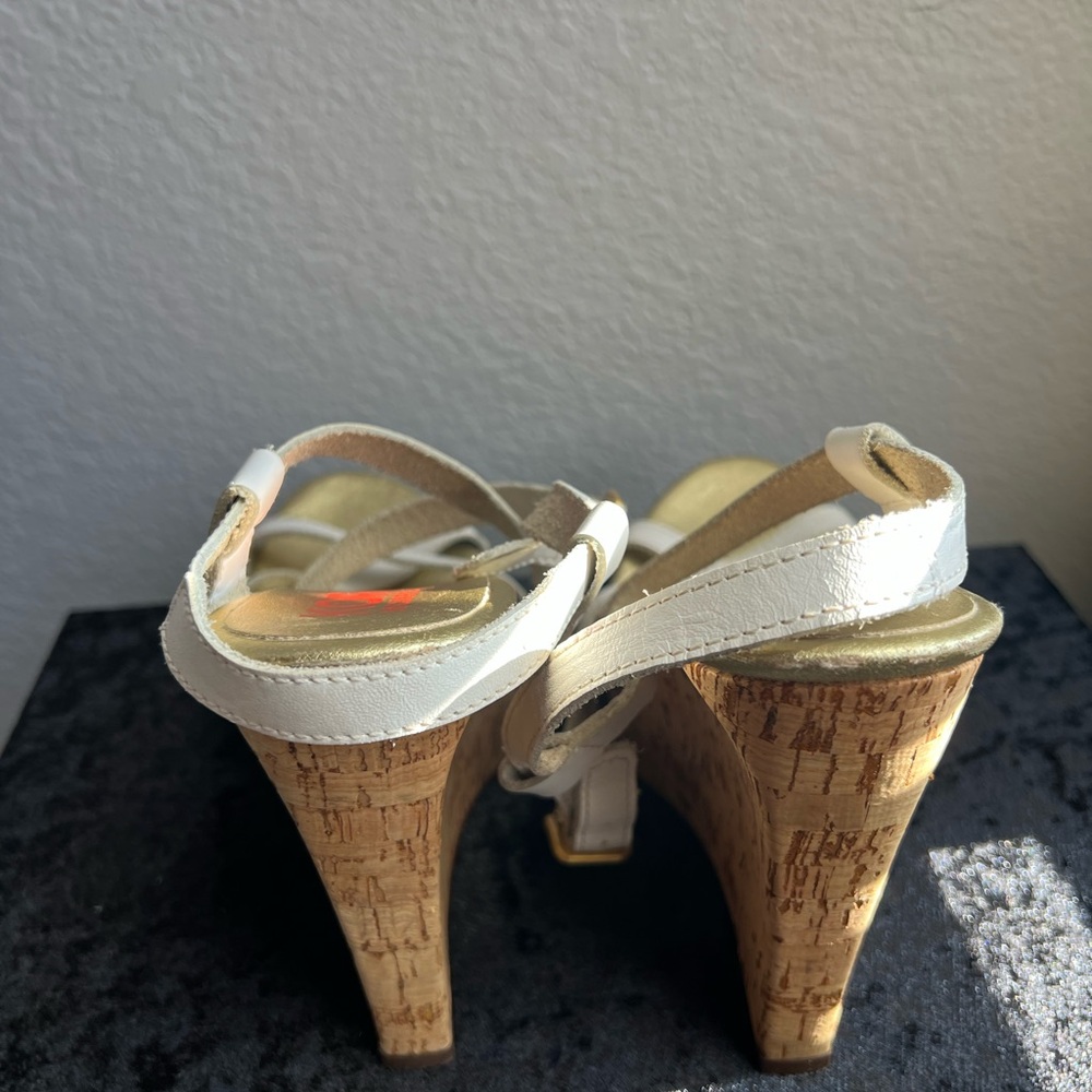 Michael Kors White Gold Wedge Sandals
ALL WHITE PARTY SUMMER WEAR - Picture 10 of 12